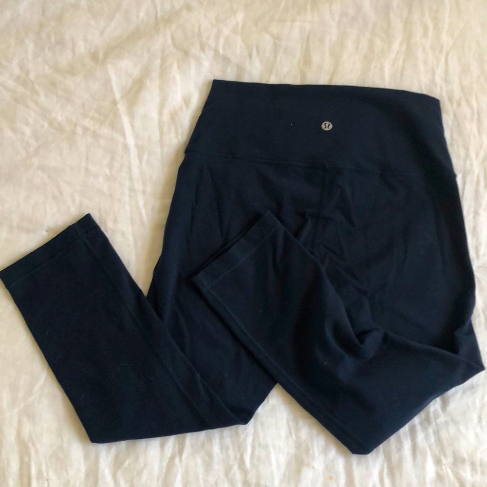 Lululemon Wunder under capri leggings navy 8